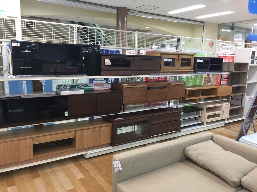テレビボード　ブラウン　【トレファク岸和田店】 インパクト大！！Pamounaのハイタイプテレビボード入荷しました