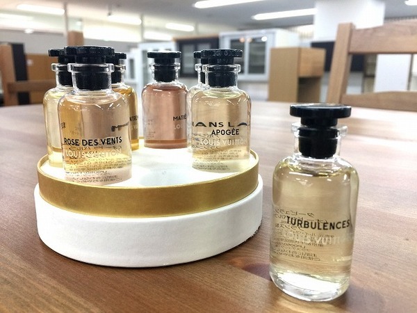 LOUIS VUITTON LE 香水セット LOUIS VUITTON 7 IN 1 SET 】 这套LV香水套装就跟七龙珠似的