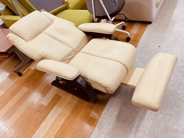 富士ファニチャーのリクライニングチェア入荷！｜2021年12月18日