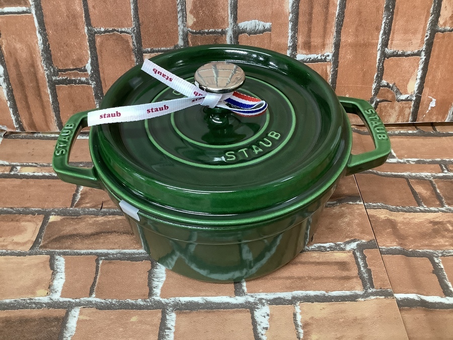 Staub（ストウブ）ピコ・ココットラウンド バジルグリーン を