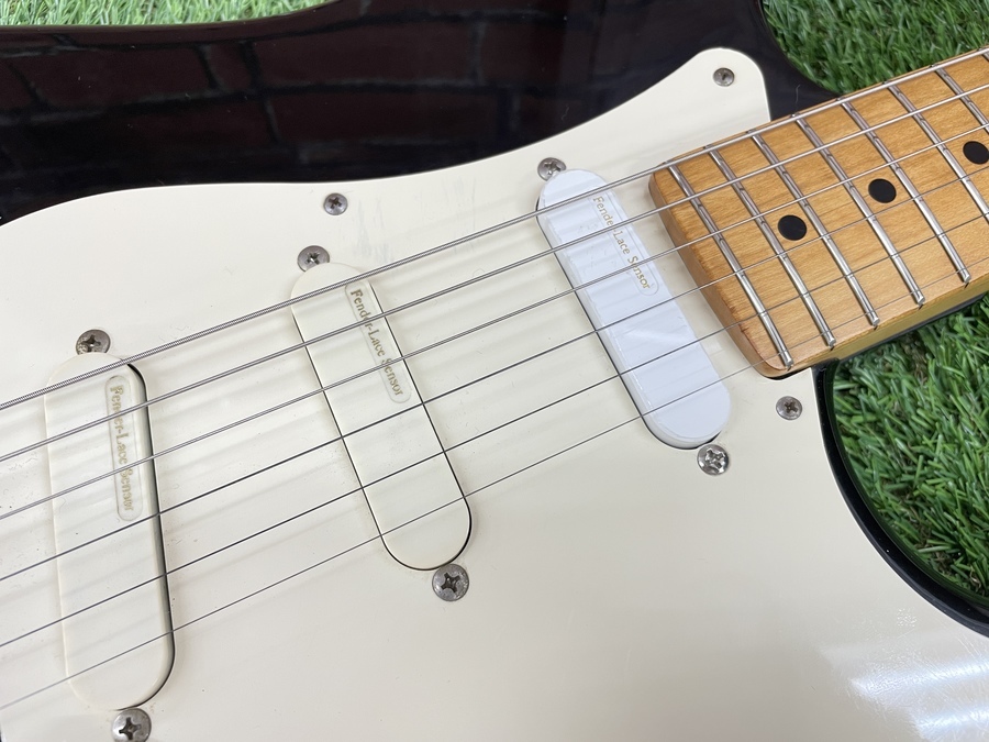 エレキギター　パイソン柄　ストラト Amazon | Musiclily SSH 11穴ストラトピックガード Fender