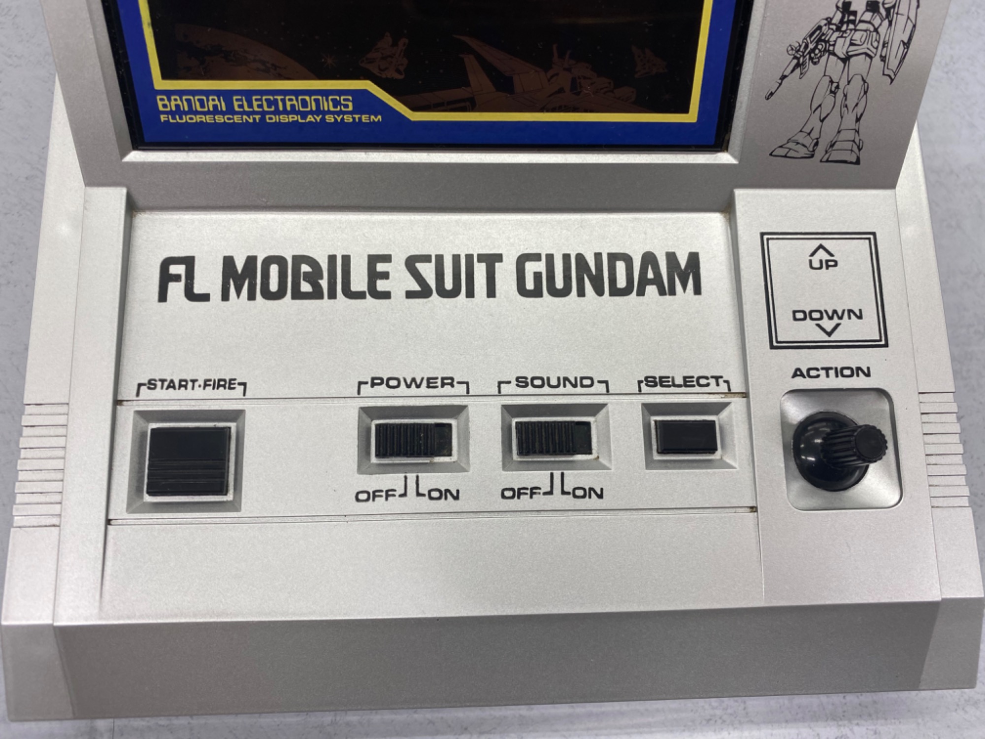 ゲーム機・ゲームソフト買取強化中】レトロな機動戦士ガンダムゲーム機
