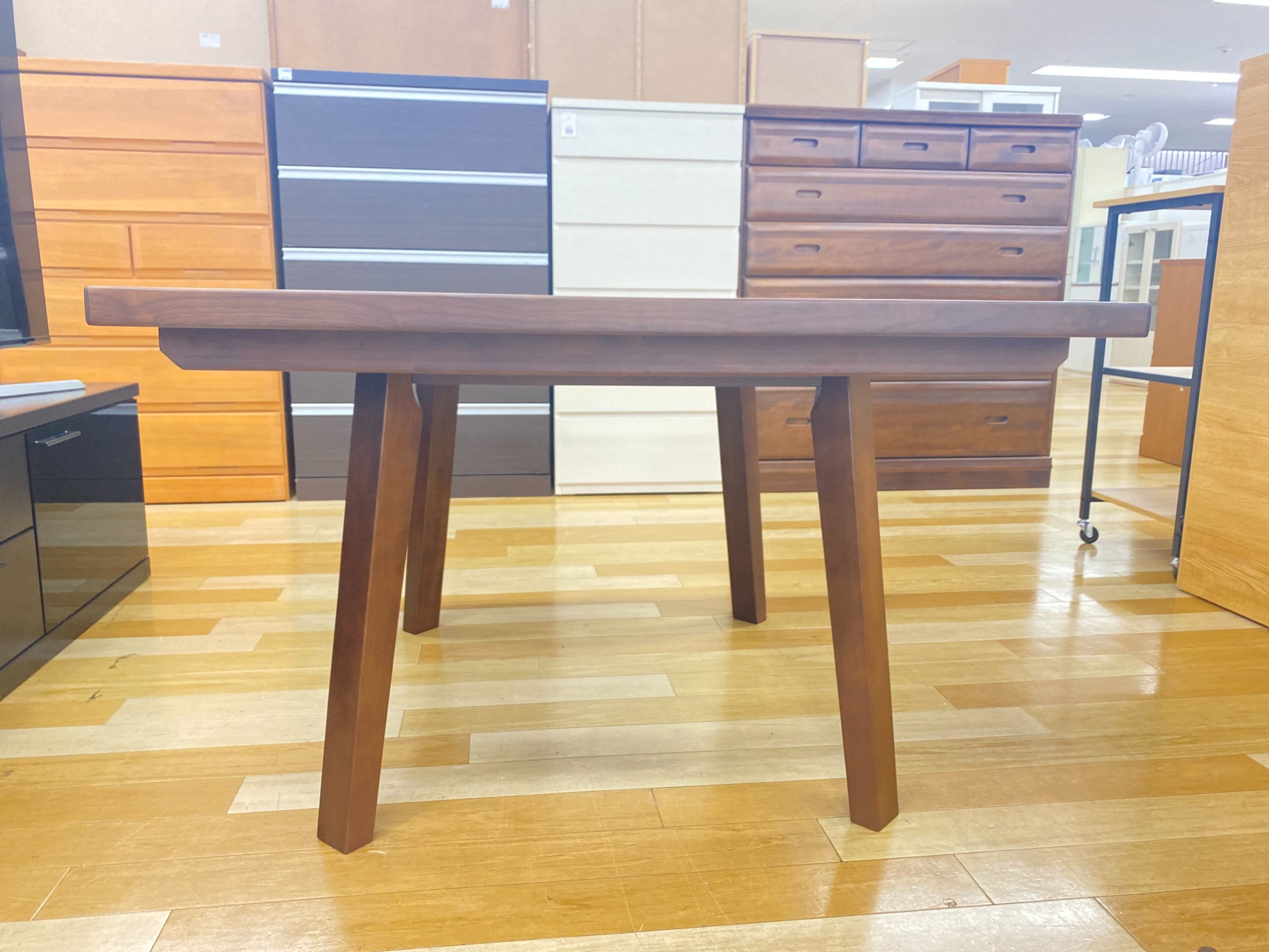 シギヤマ家具のダイニングソファーセットのご紹介！！｜2023年08月05日