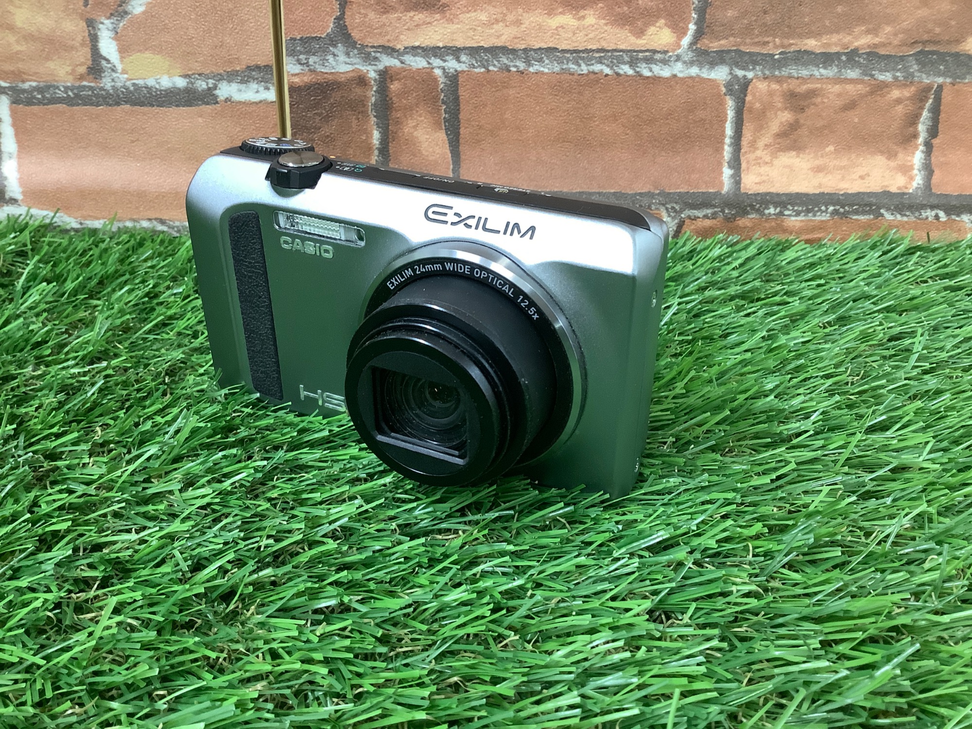 CASIO（カシオ）コンパクトデジタルカメラ EX-ZR400買取いたしました