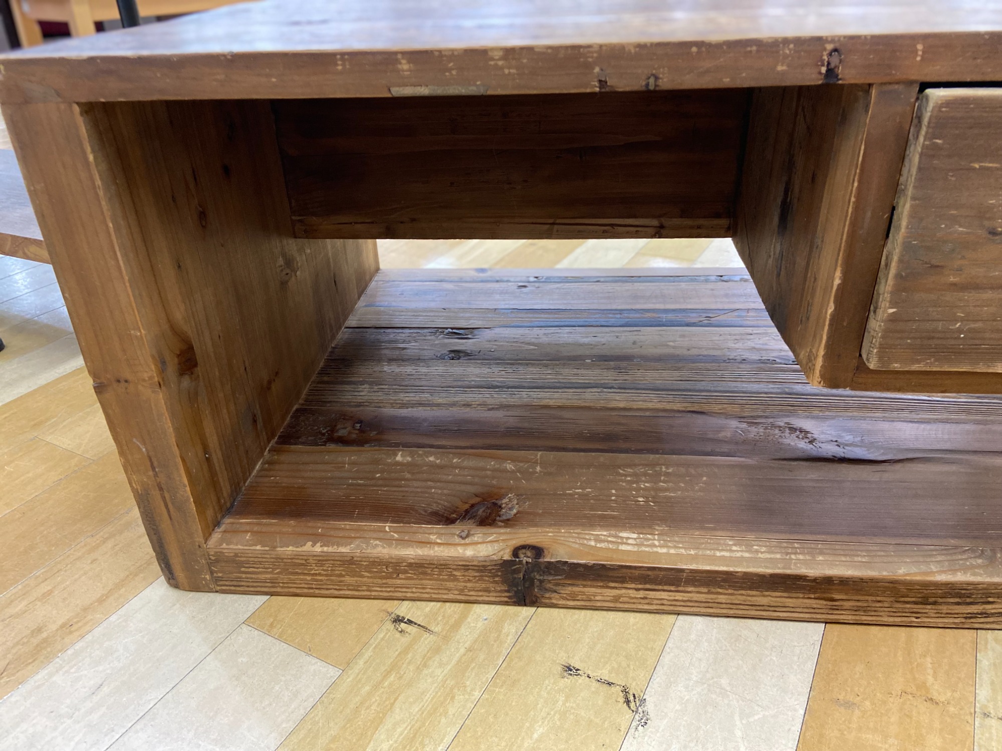 knot antiques(ノットアンティークス)】コーヒーテーブルが入荷いたし 