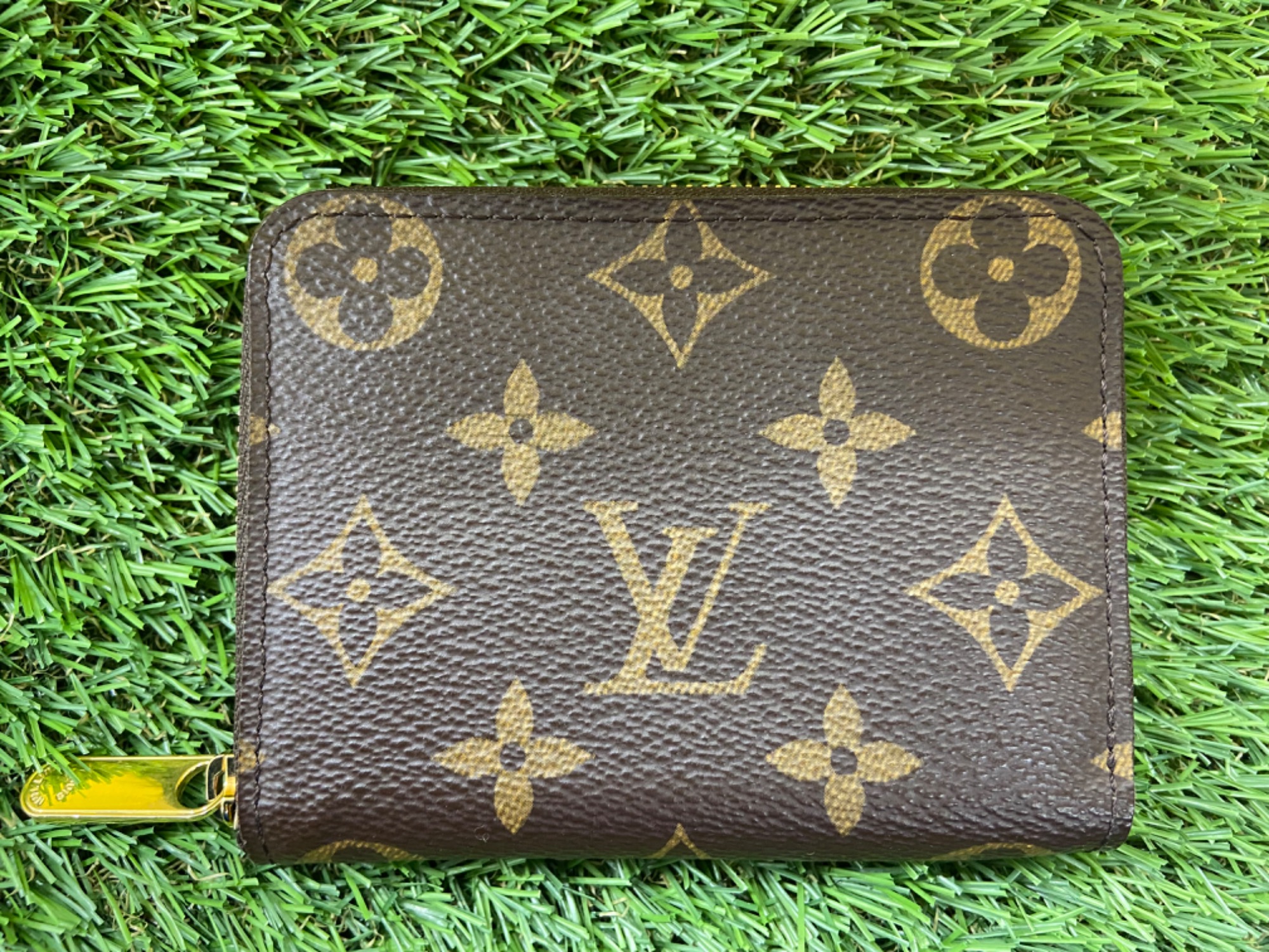 LOUIS VUITTON】ルイヴィトンのジッピー・コインパースが新入荷いたし