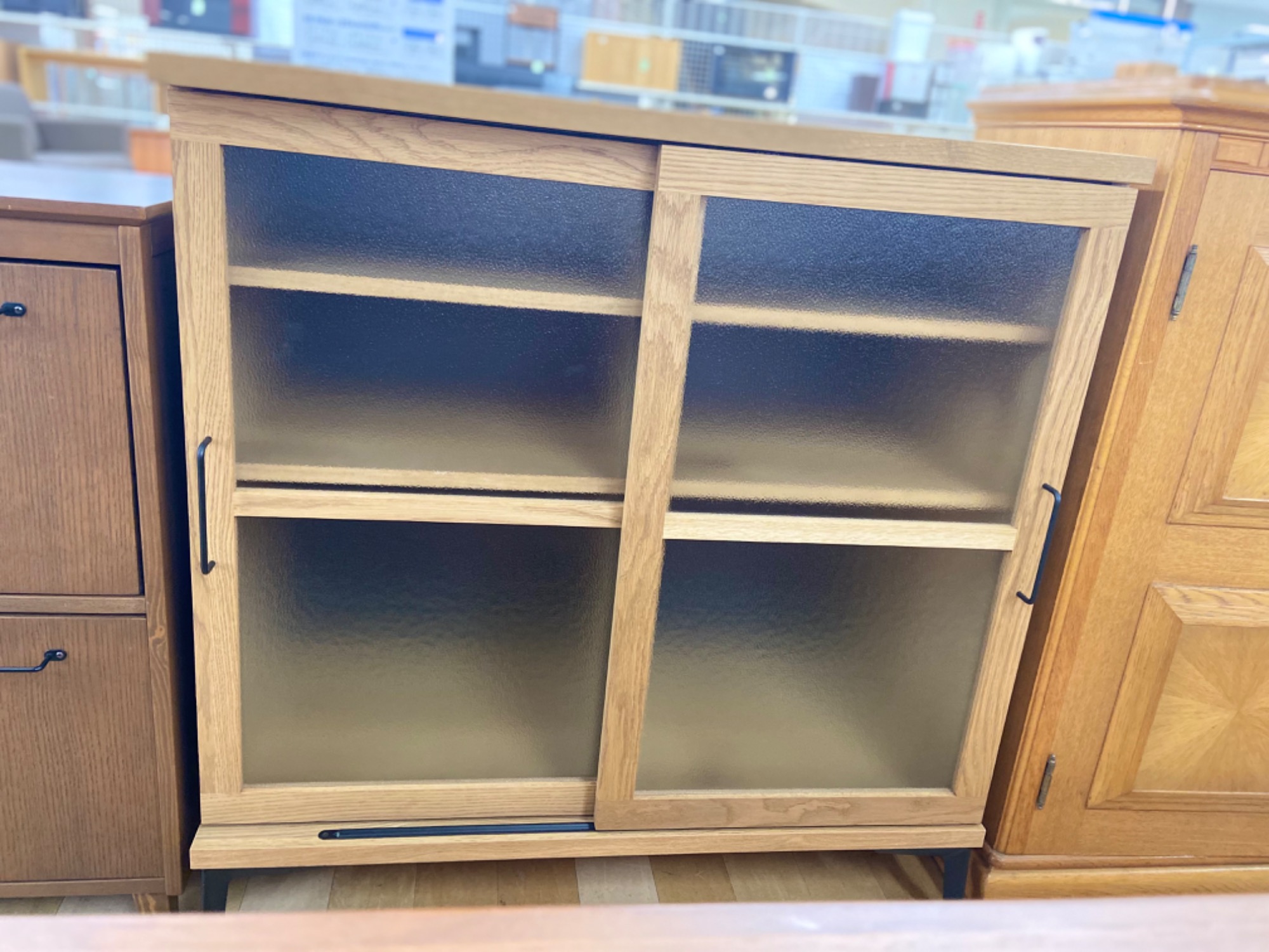 【トレファク ラパーク岸和田店】nico and...  ガラスキャビネット 入荷しました。 niko andFURNITURE&SUPPLY】ガラスキャビネットのご紹介を致します
