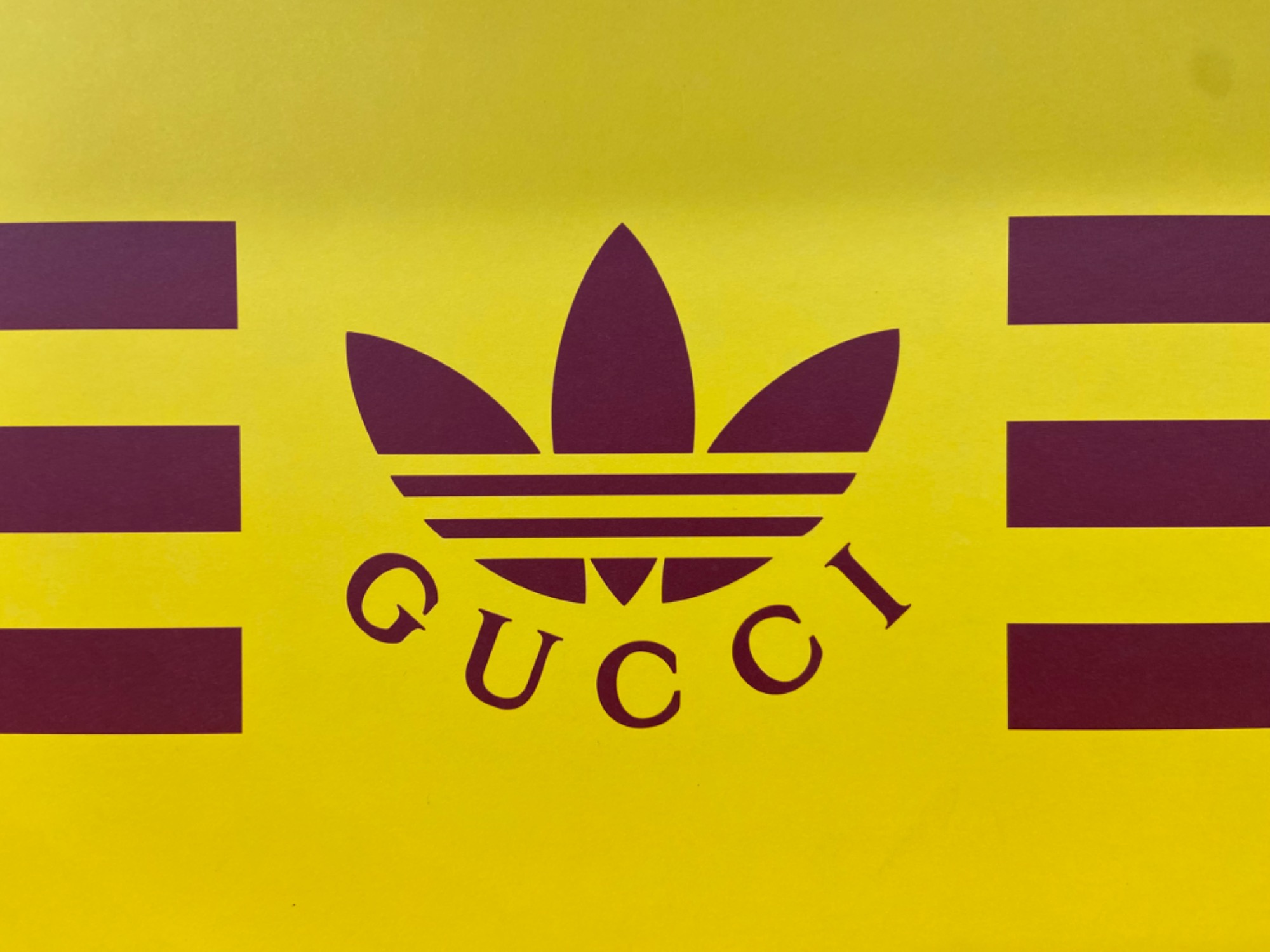 GUCCI】【adidasコラボ】ボディーバッグ入荷致しました