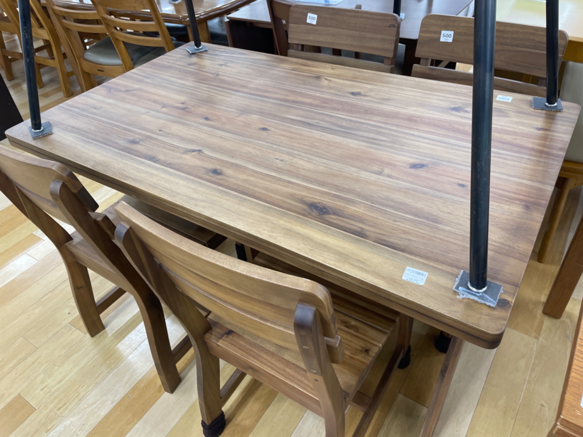 中古家具地域最大】当店オススメのダイニングセットのご紹介です！！｜2024年10月15日｜リサイクルショップ トレジャーファクトリー（トレファク） ラパーク岸和田店