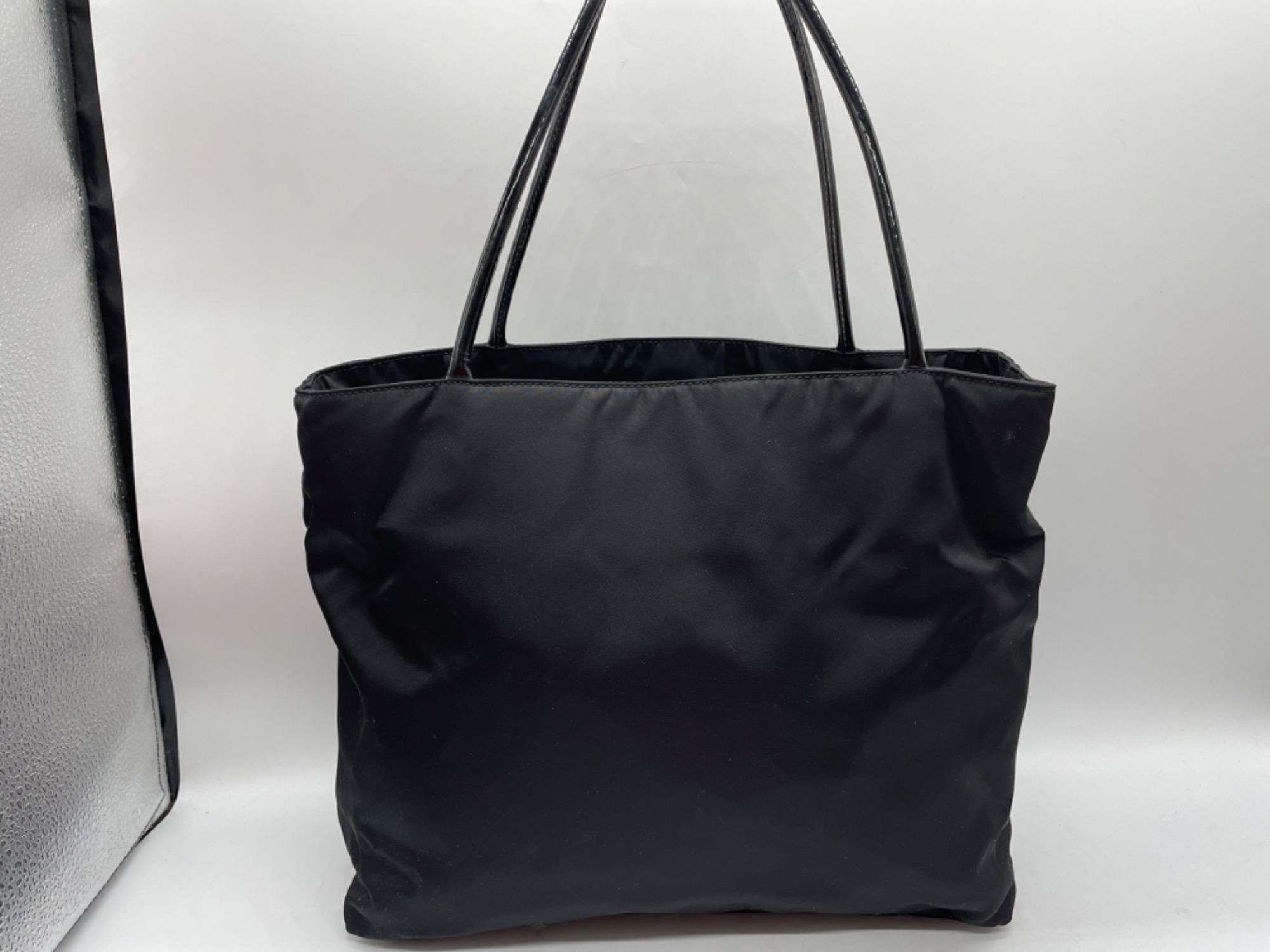 ☆PRADA買取強化中☆】PRADA トートバッグ 入荷しました