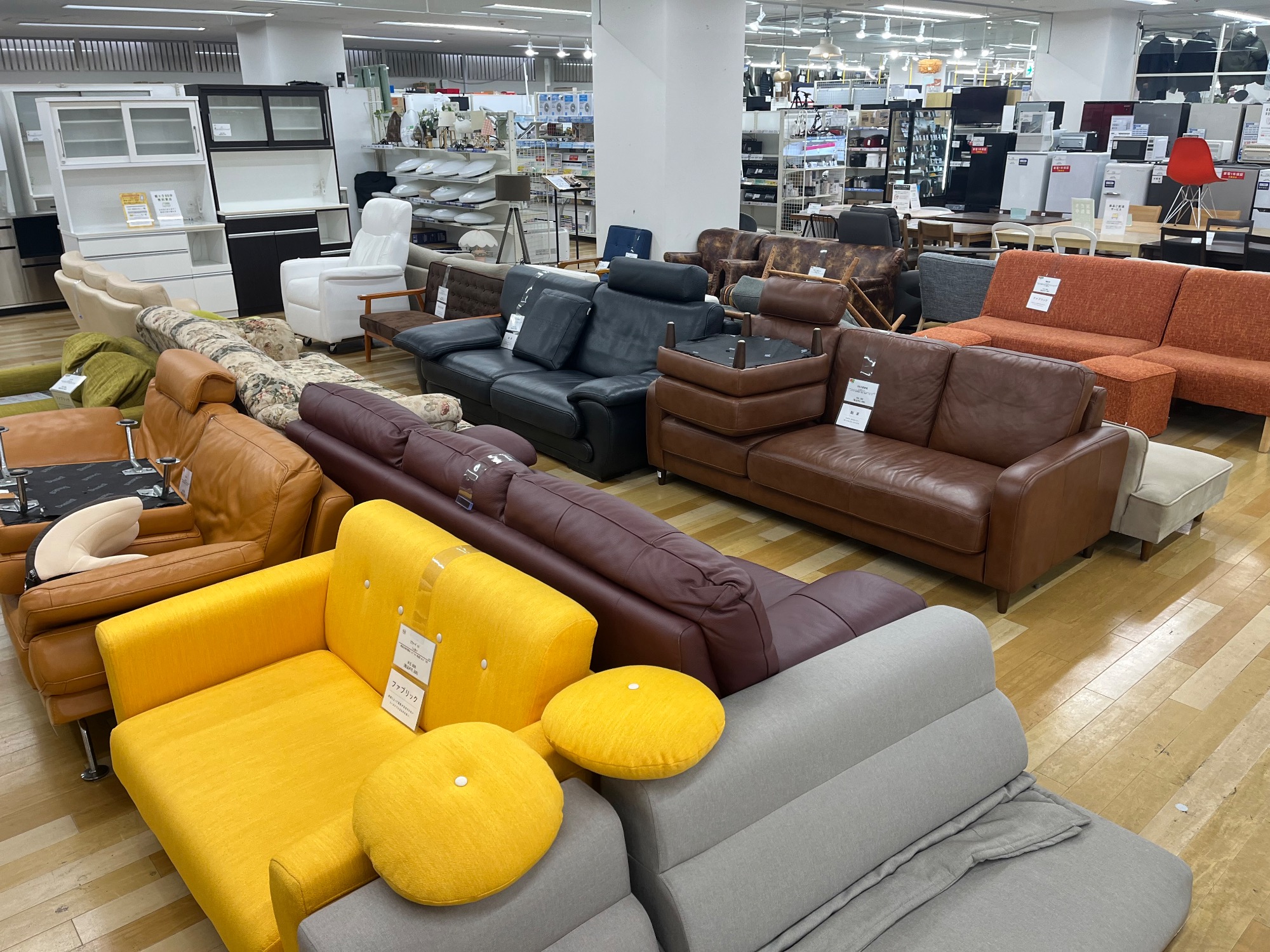 ☆家具揃え多数☆】当店オススのレンジボードを3つご紹介します 