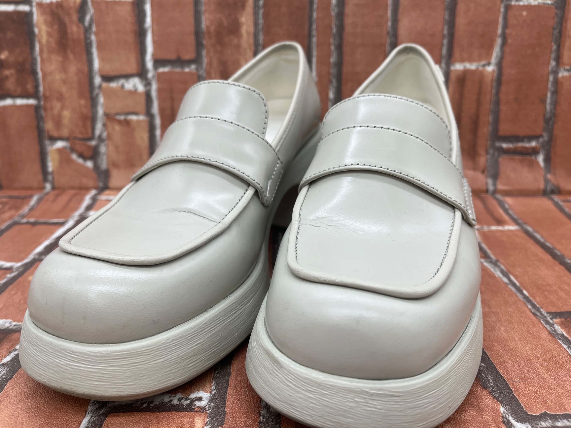 古着・スニーカー買取強化！】CAMPER ローファーをご紹介！｜2026年02