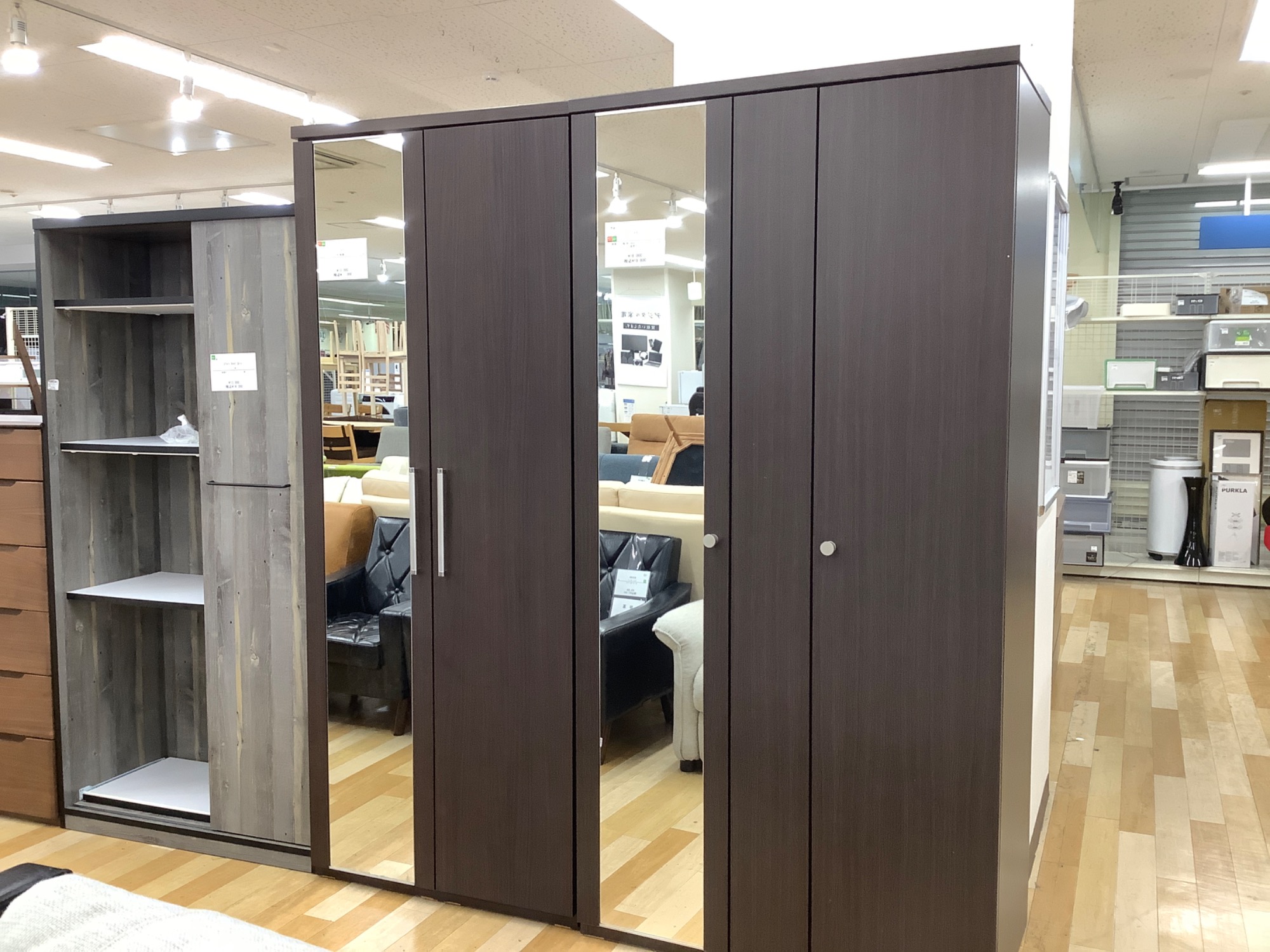 ワードローブ　【トレファク岸和田店】 ☆家具最大展示中☆】当店おススメ!!ニトリの家具をご紹介します