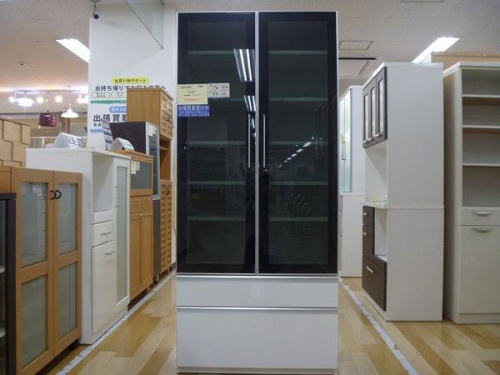 家具・インテリアの食器棚
