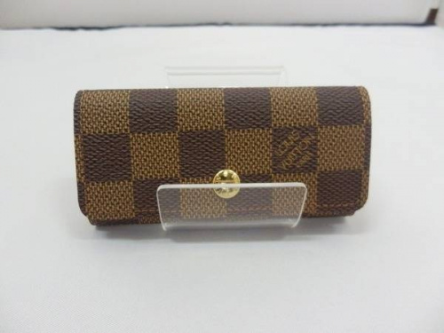 ブランドのキーケース