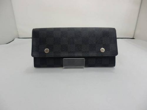 ブランドのルイヴィトン（LOUIS VUITTON）