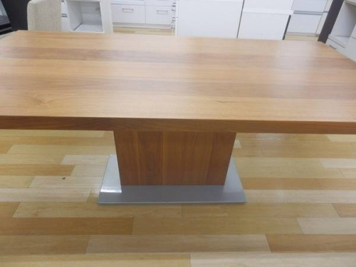 岸和田ブランド家具のBOCONCEPT
