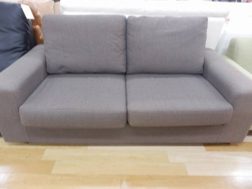 ２人掛けソファの岸和田家具