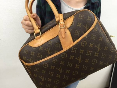 バッグの岸和田ブランド品