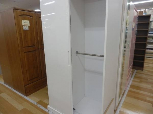 ワードローブの岸和田家具