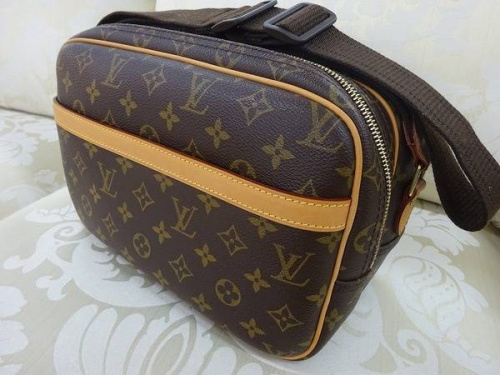 ブランド・ラグジュアリーのルイヴィトン（LOUIS VUITTON）