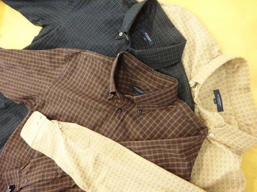 メンズファッションのシャツ