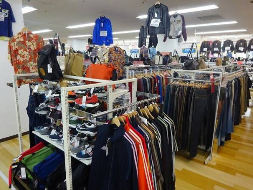 関西の岸和田 衣類