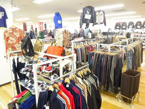関西の岸和田　衣類