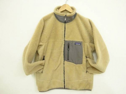 メンズファッションのフリースジャケット