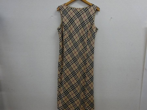 岸和田　レディースのダウンジャケット