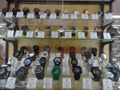 岸和田　腕時計