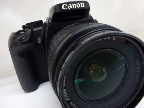 デジタル家電のデジタルカメラ