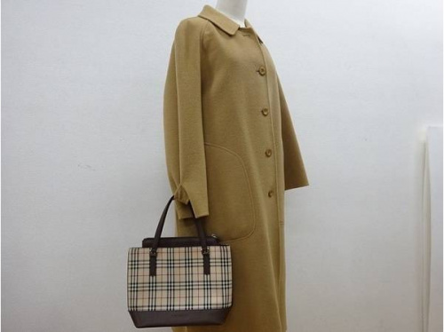 レディースファッションのコート