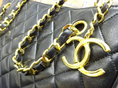 バッグの岸和田 CHANEL