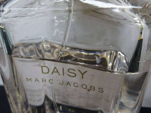 岸和田　香水の香水　買取