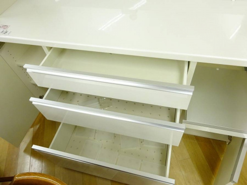 カップボードのパモウナ