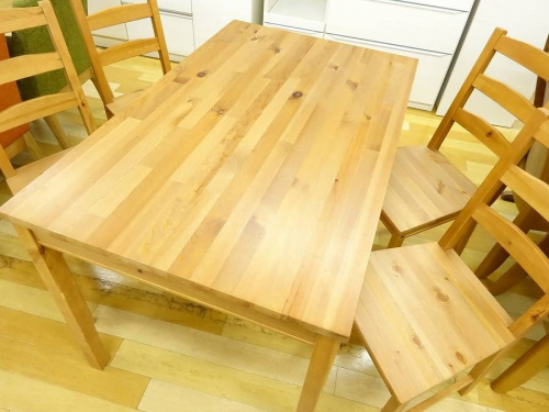 家具・インテリアのテーブル