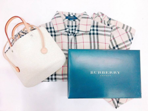 レディースファッションのバーバリー（BURBERRY）