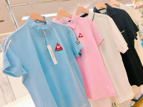 スポーツ用品のゴルフ