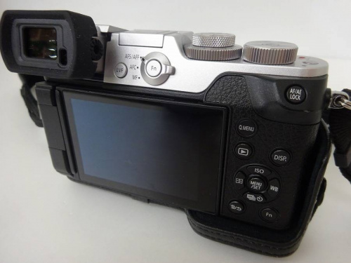 中古家電　大阪の岸和田　ミラーレスカメラ