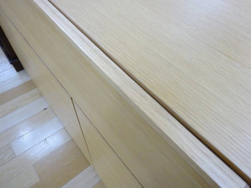 キャビネットの岸和田　家具