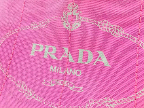 プラダ(PRADA)の岸和田 ブランド