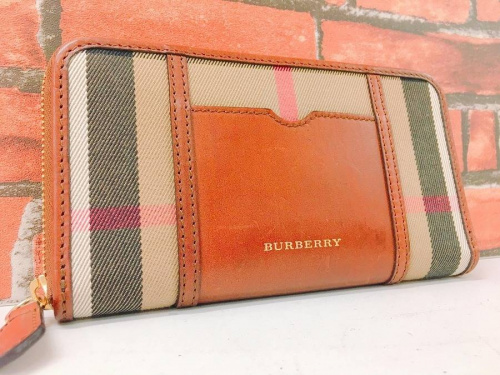 ブランド・ラグジュアリーのバーバリー(BURBERRY)