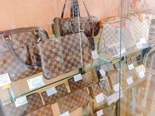 岸和田　ブランドの中古　ブランド　買取