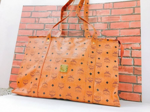 ブランド・ラグジュアリーのMCM
