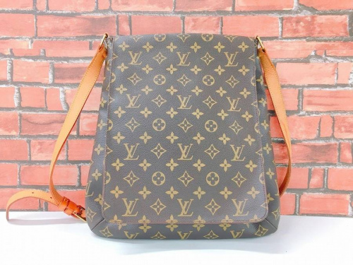 ブランド・ラグジュアリーのルイヴィトン（LOUIS VUITTON）