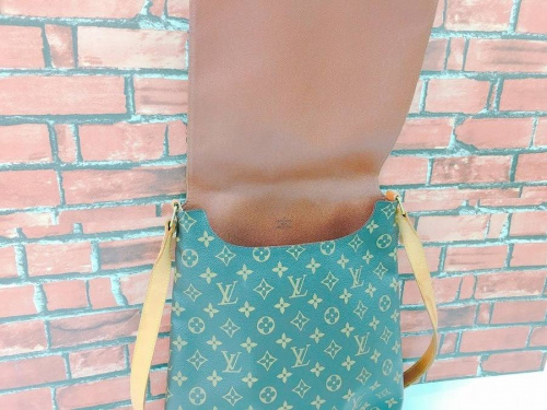 ルイヴィトン（LOUIS VUITTON）の岸和田　ブランド