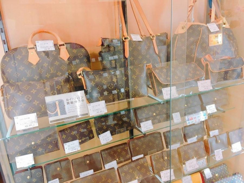 岸和田　ブランドの中古　ブランド　買取
