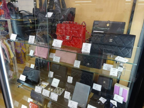 岸和田　ブランドの中古　ブランド　買取