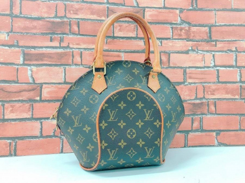 ブランド・ラグジュアリーのルイヴィトン(LOUIS VUITTON)